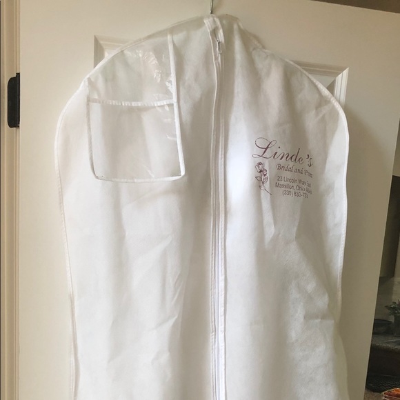 Size  6 wedding dress - never worn - Picture 6 of 6